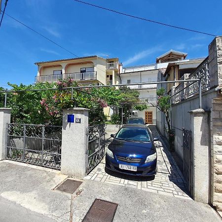 Apartmani Kosuljandic ซริกเวนิซา ภายนอก รูปภาพ