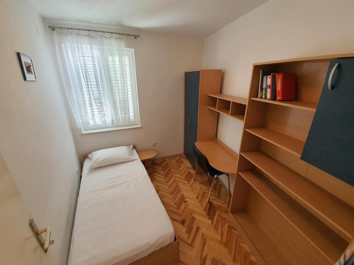 Apartmani Kosuljandic ซริกเวนิซา ภายนอก รูปภาพ