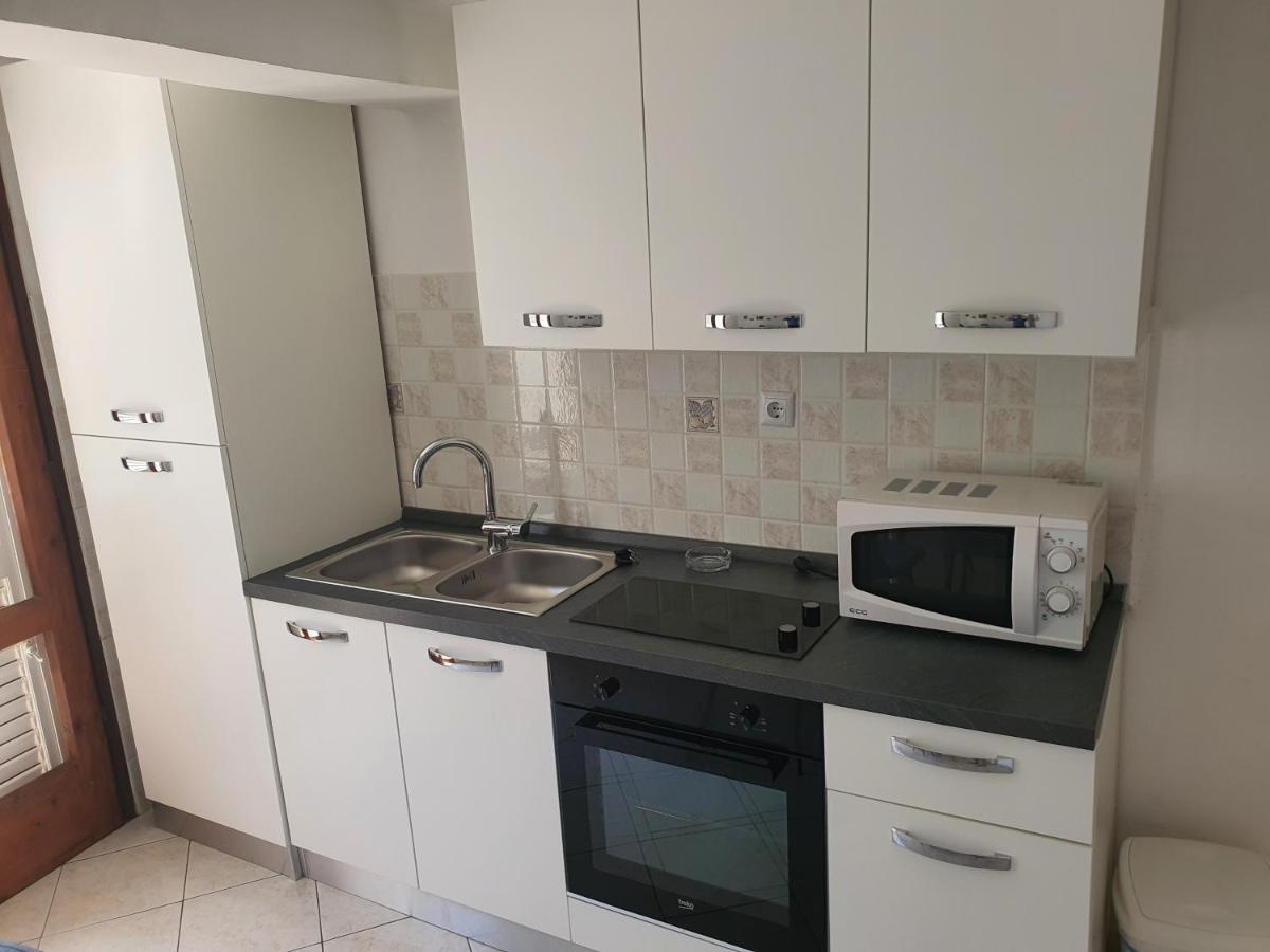 Apartmani Kosuljandic ซริกเวนิซา ภายนอก รูปภาพ