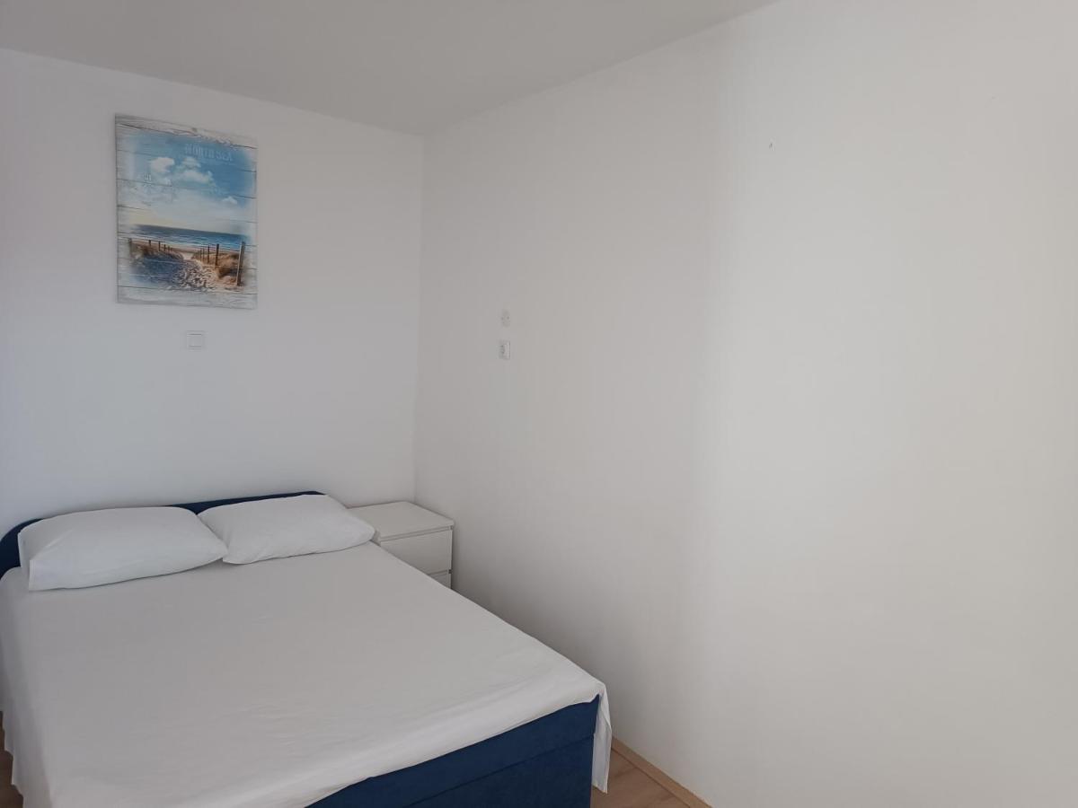 Apartmani Kosuljandic ซริกเวนิซา ภายนอก รูปภาพ
