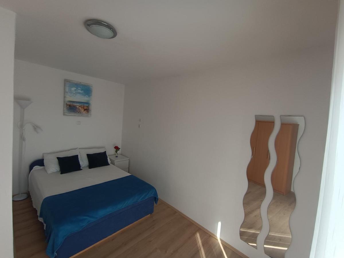 Apartmani Kosuljandic ซริกเวนิซา ภายนอก รูปภาพ